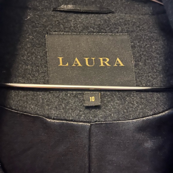 Hooded coat, very warm. - Picture 4 of 4